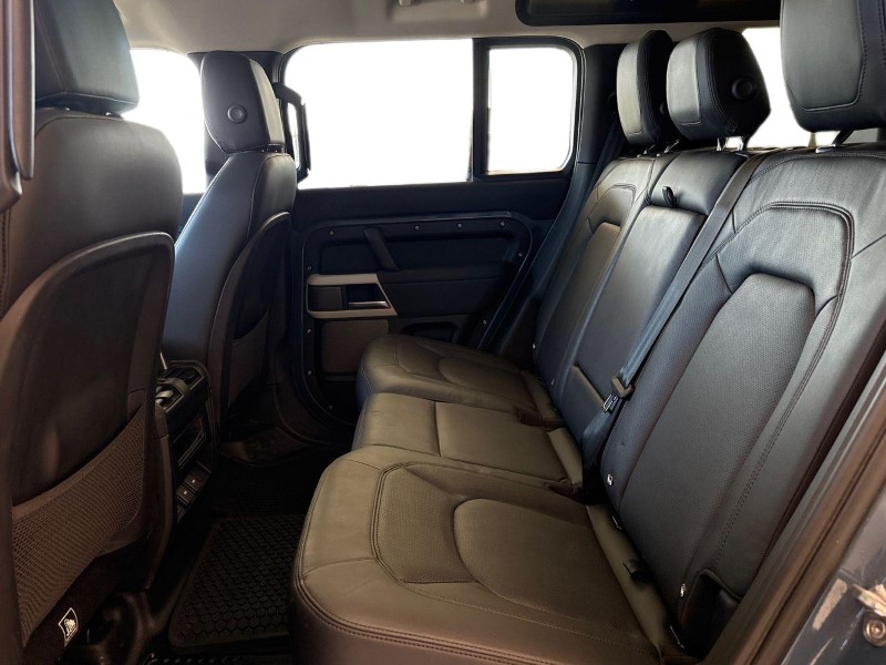 2023 (23) LAND ROVER DEFENDER 3.0 D250 SE 110 5dr Auto 5279271