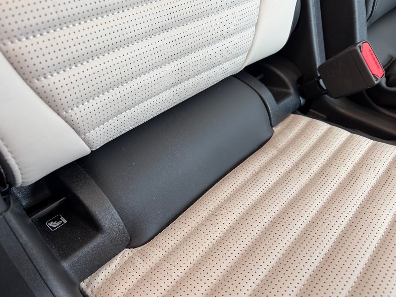 2025 (74) LAND ROVER DISCOVERY SPORT 2.0 D200 Dynamic HSE 5dr Auto [7 Seat] 5294060