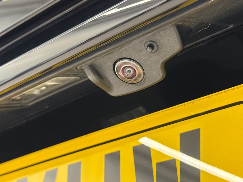 2025 (74) LAND ROVER RANGE ROVER VELAR 2.0 P400e Dynamic HSE 5dr Auto 5295427