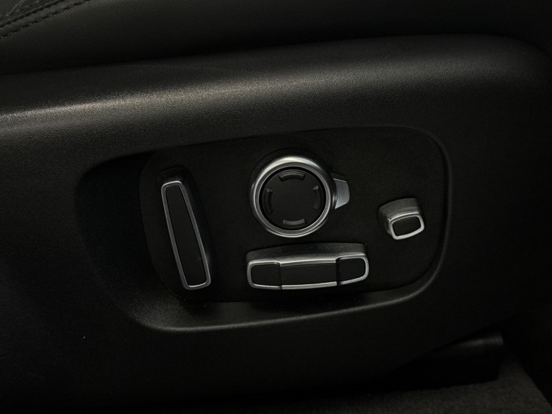 2025 (74) LAND ROVER RANGE ROVER VELAR 2.0 P400e Dynamic HSE 5dr Auto 5295411