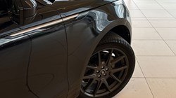 2025 (74) LAND ROVER RANGE ROVER VELAR 2.0 P400e Dynamic HSE 5dr Auto 5295435