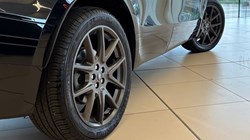 2025 (74) LAND ROVER RANGE ROVER VELAR 2.0 P400e Dynamic HSE 5dr Auto 5295434