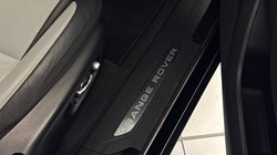 2025 (74) LAND ROVER RANGE ROVER VELAR 2.0 P400e Dynamic HSE 5dr Auto 5295424