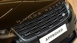 2025 (74) LAND ROVER RANGE ROVER VELAR 2.0 P400e Dynamic HSE 5dr Auto 5295429