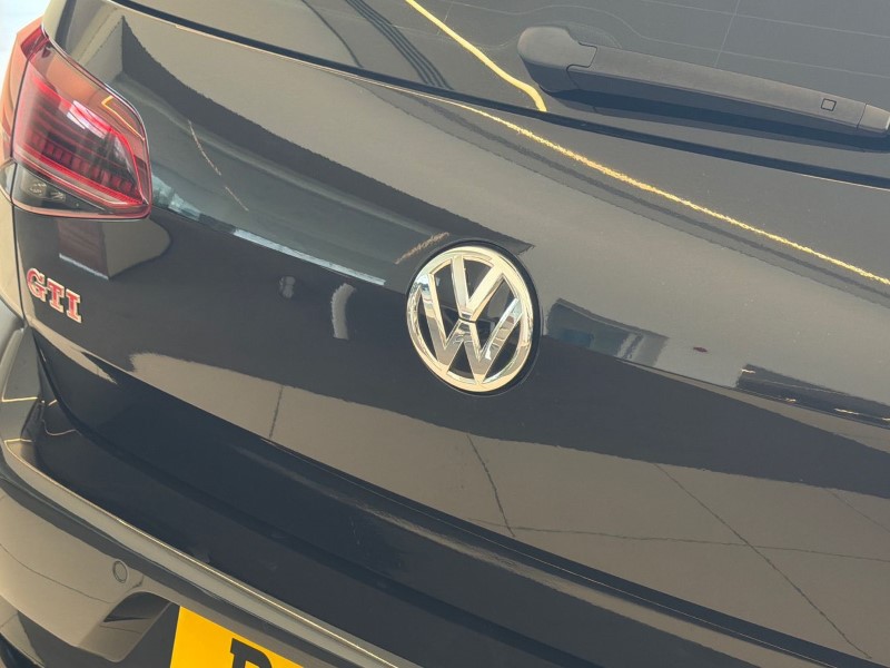 2019 (19) VOLKSWAGEN GOLF 2.0 TSI 245 GTI Performance 5dr DSG 5283458