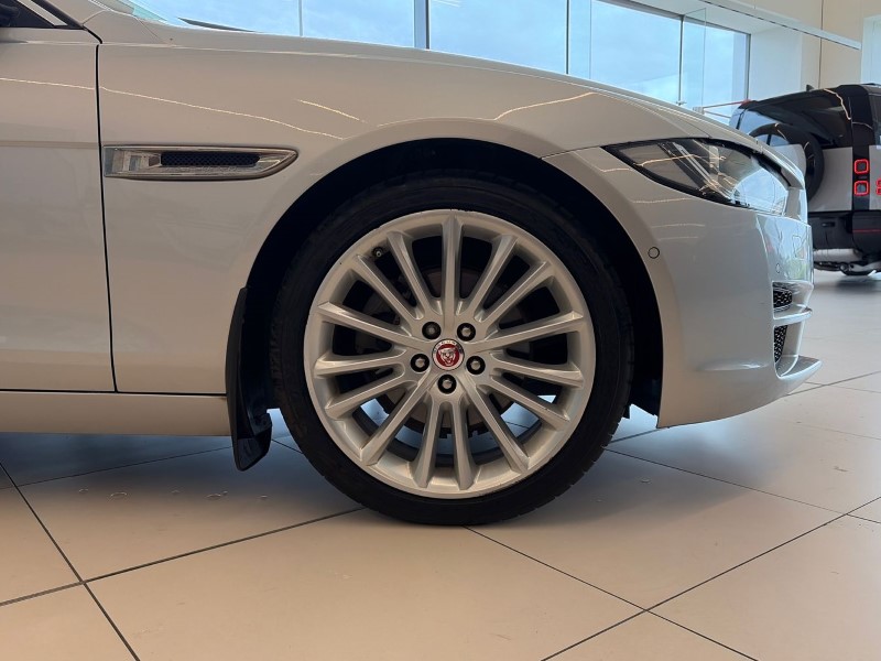 2017 (67) JAGUAR XE 2.0d [180] Portfolio 4dr Auto 5310430