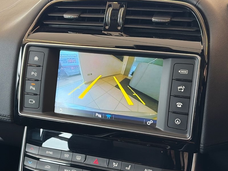 2017 (67) JAGUAR XE 2.0d [180] Portfolio 4dr Auto 5310434