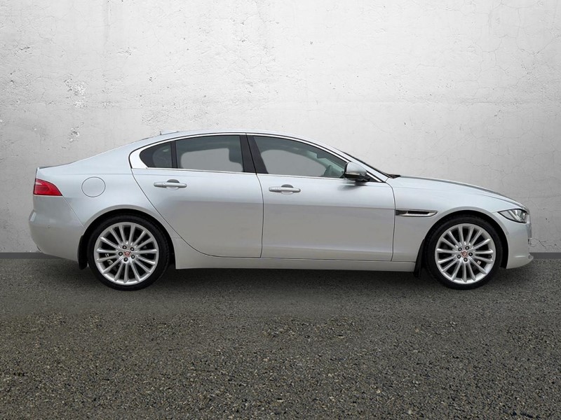 2017 (67) JAGUAR XE 2.0d [180] Portfolio 4dr Auto 5310427