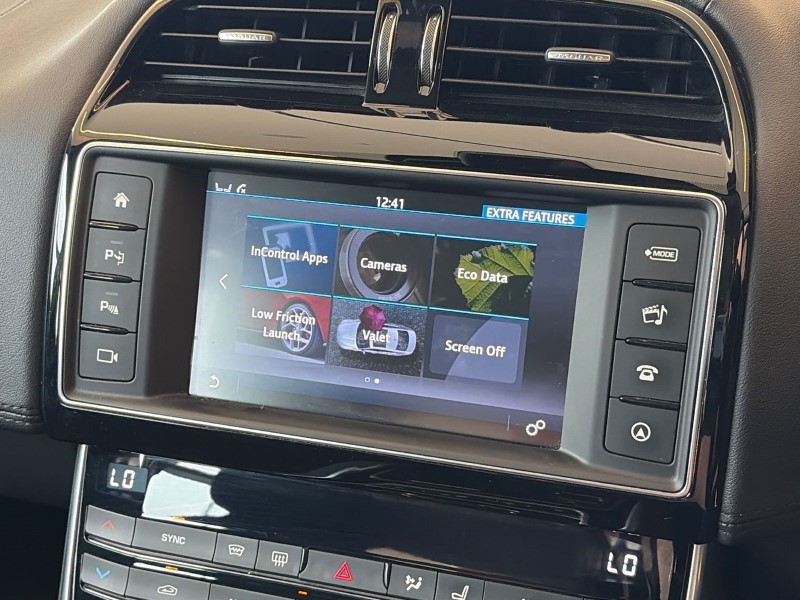 2017 (67) JAGUAR XE 2.0d [180] Portfolio 4dr Auto 5310459