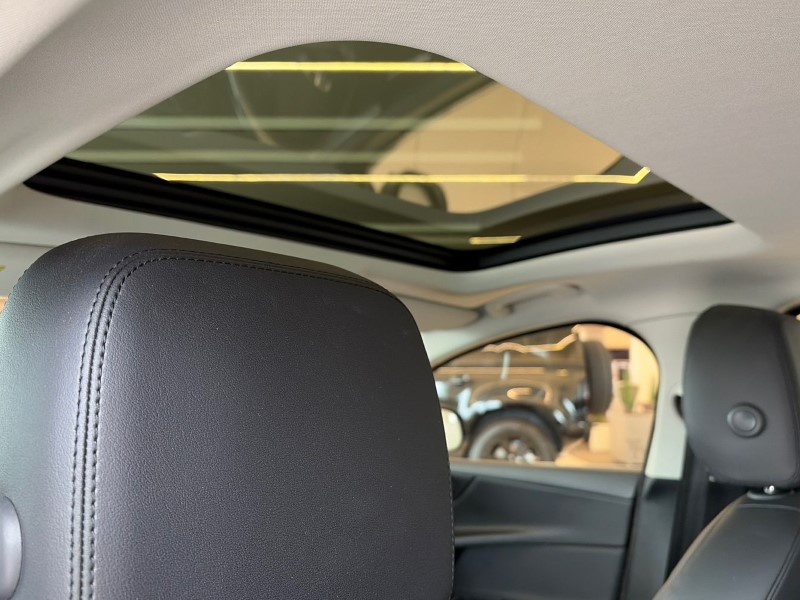 2017 (67) JAGUAR XE 2.0d [180] Portfolio 4dr Auto 5310443