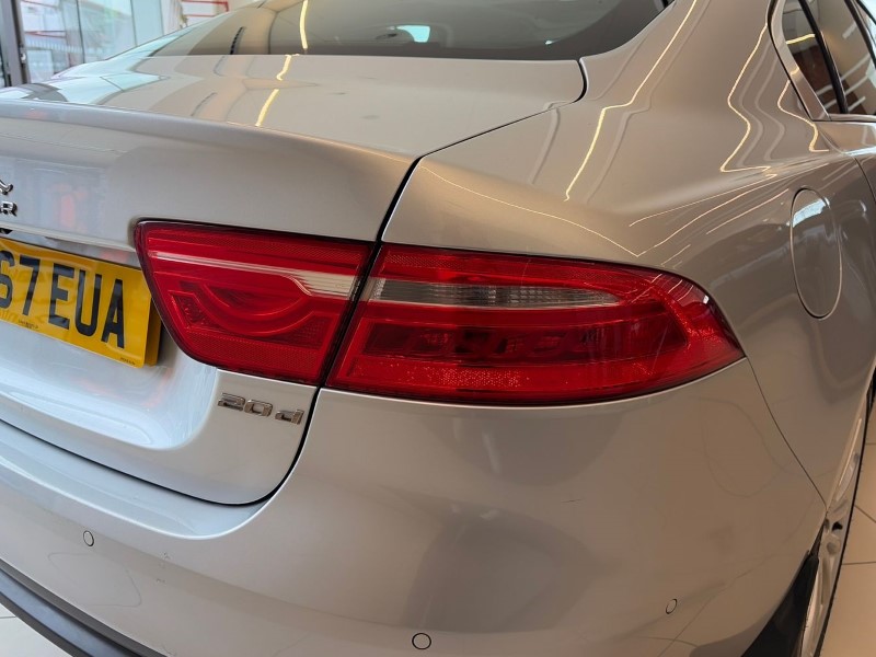 2017 (67) JAGUAR XE 2.0d [180] Portfolio 4dr Auto 5310469