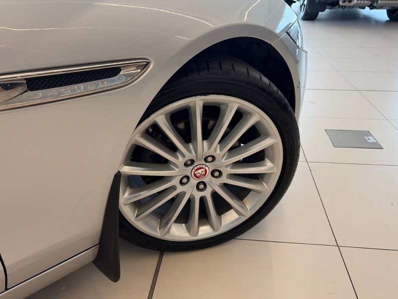 2017 (67) JAGUAR XE 2.0d [180] Portfolio 4dr Auto 5310471