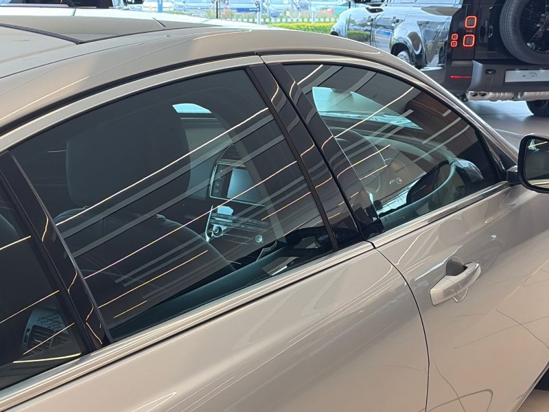 2017 (67) JAGUAR XE 2.0d [180] Portfolio 4dr Auto 5310473