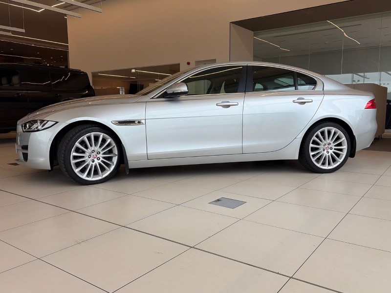 2017 (67) JAGUAR XE 2.0d [180] Portfolio 4dr Auto 5310475