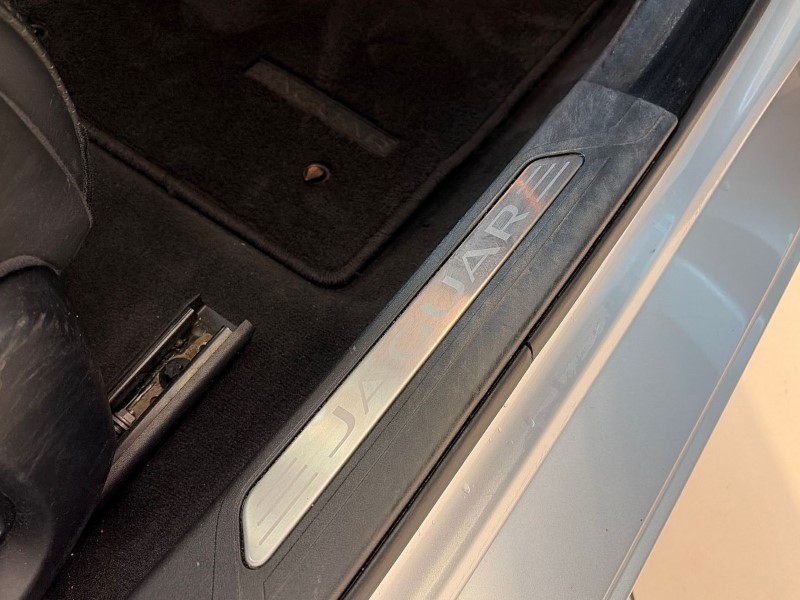 2017 (67) JAGUAR XE 2.0d [180] Portfolio 4dr Auto 5310461