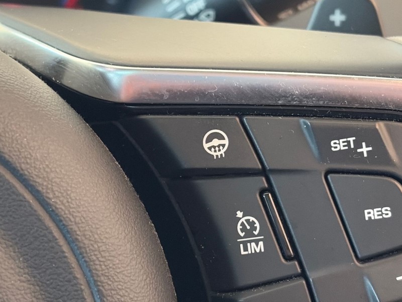 2017 (67) JAGUAR XE 2.0d [180] Portfolio 4dr Auto 5310449