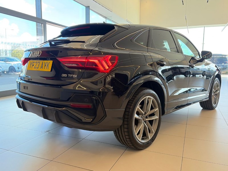 2023 (23) AUDI Q3 35 TFSI Black Edition 5dr S Tronic 5286057
