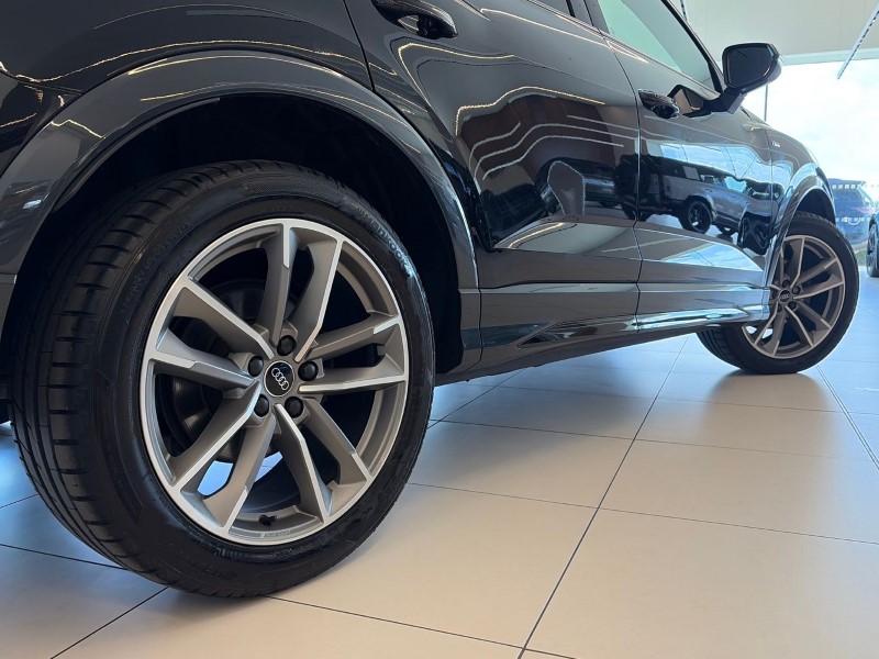 2023 (23) AUDI Q3 35 TFSI Black Edition 5dr S Tronic 5286048