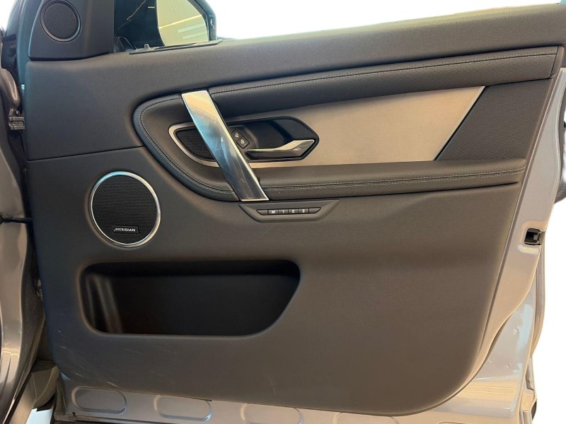 2024 (24) LAND ROVER DISCOVERY SPORT 2.0 D200 Dynamic SE 5dr Auto [7 Seat] 5262858