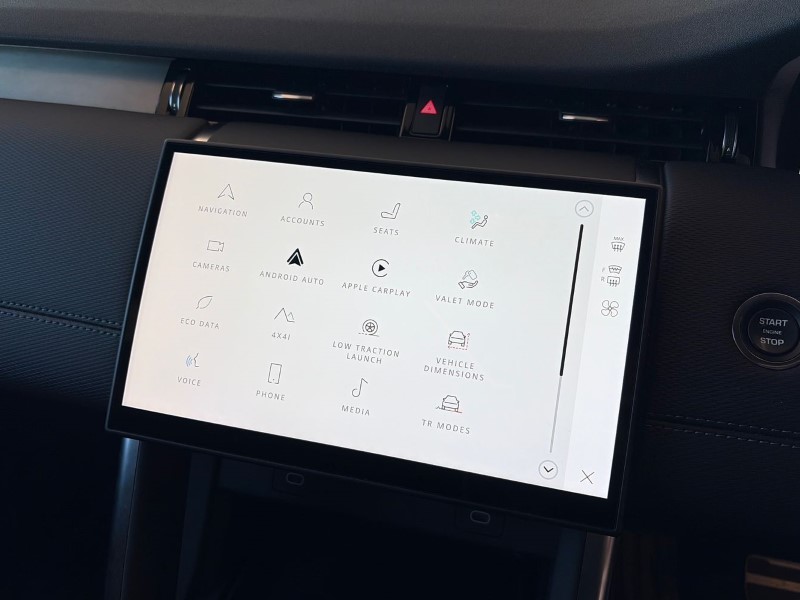 2024 (24) LAND ROVER DISCOVERY SPORT 2.0 D200 Dynamic SE 5dr Auto [7 Seat] 5262868