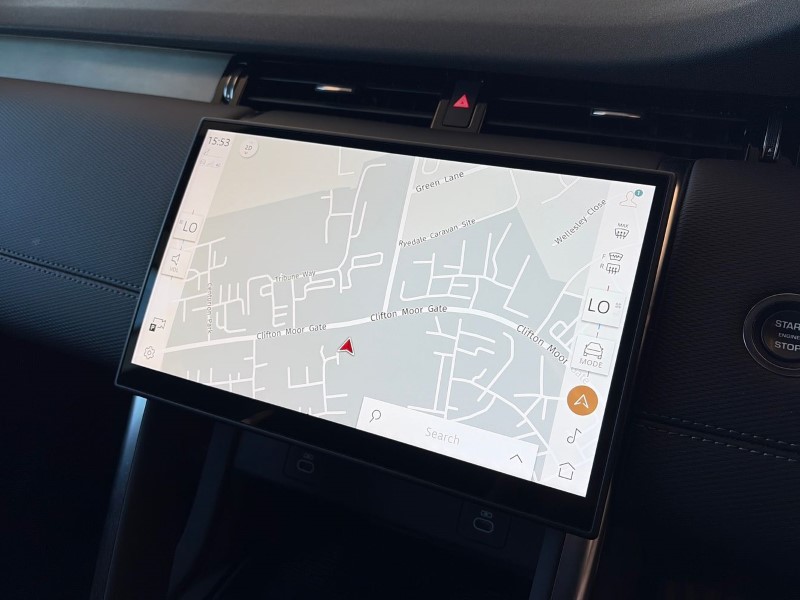 2024 (24) LAND ROVER DISCOVERY SPORT 2.0 D200 Dynamic SE 5dr Auto [7 Seat] 5262847