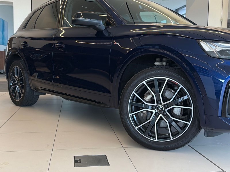 2024 (24) AUDI Q5 40 TDI Quattro Black Edition 5dr S Tronic 5279251