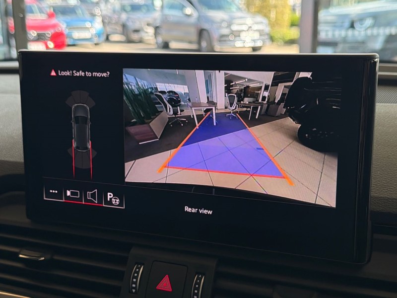 2024 (24) AUDI Q5 40 TDI Quattro Black Edition 5dr S Tronic 5279223