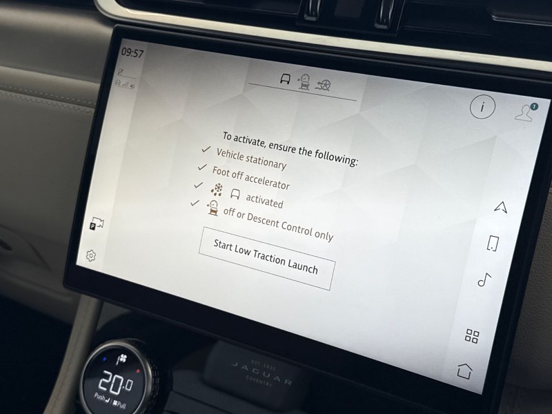 2023 (73) JAGUAR F-PACE 2.0 D200 R-Dynamic SE Black 5dr Auto AWD 5276522