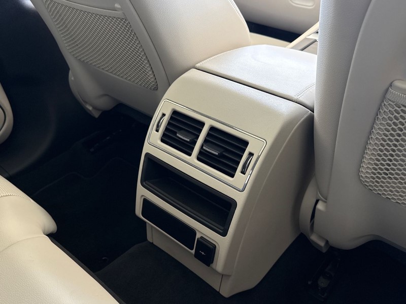 2023 (73) JAGUAR F-PACE 2.0 D200 R-Dynamic SE Black 5dr Auto AWD 5276507