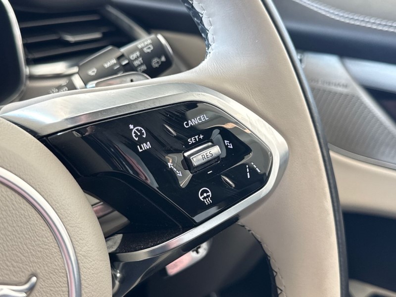 2023 (73) JAGUAR F-PACE 2.0 D200 R-Dynamic SE Black 5dr Auto AWD 5276518