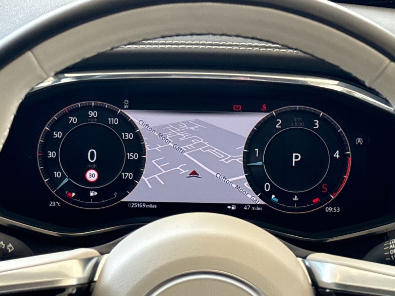 2023 (73) JAGUAR F-PACE 2.0 D200 R-Dynamic SE Black 5dr Auto AWD 5276505