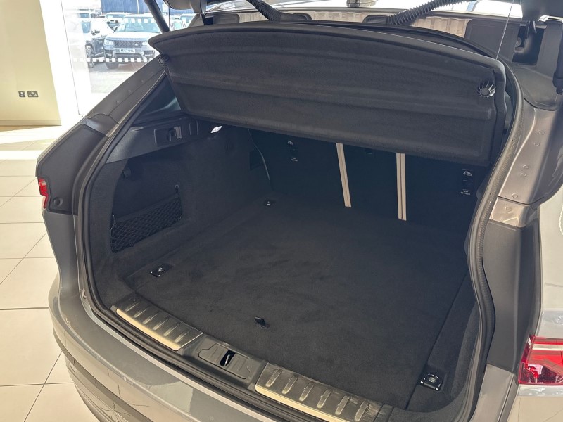 2023 (73) JAGUAR F-PACE 2.0 D200 R-Dynamic SE Black 5dr Auto AWD 5276529