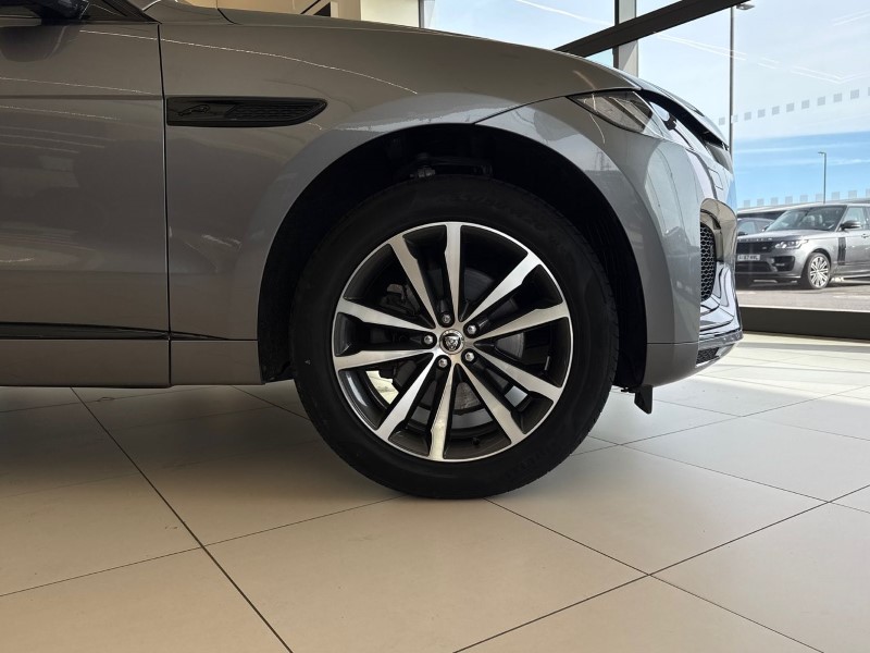 2023 (73) JAGUAR F-PACE 2.0 D200 R-Dynamic SE Black 5dr Auto AWD 5276497