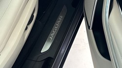 2023 (73) JAGUAR F-PACE 2.0 D200 R-Dynamic SE Black 5dr Auto AWD 5276528