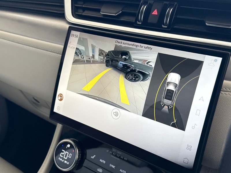 2023 (73) JAGUAR F-PACE 2.0 D200 R-Dynamic SE Black 5dr Auto AWD 5276501