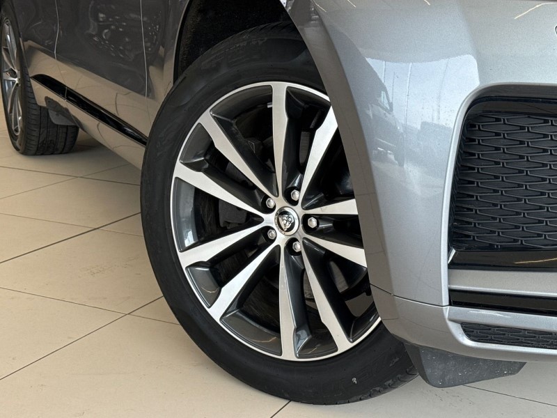 2023 (73) JAGUAR F-PACE 2.0 D200 R-Dynamic SE Black 5dr Auto AWD 5276534