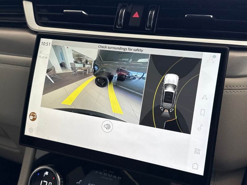 2023 (23) JAGUAR F-PACE 2.0 P250 R-Dynamic SE Black 5dr Auto AWD 5282114