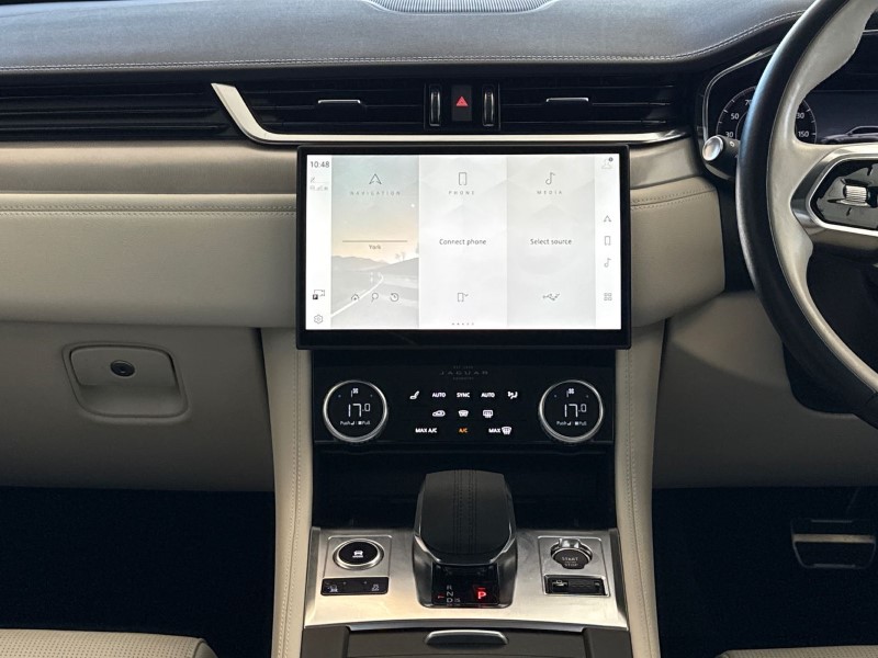 2023 (23) JAGUAR F-PACE 2.0 P250 R-Dynamic SE Black 5dr Auto AWD 5282116