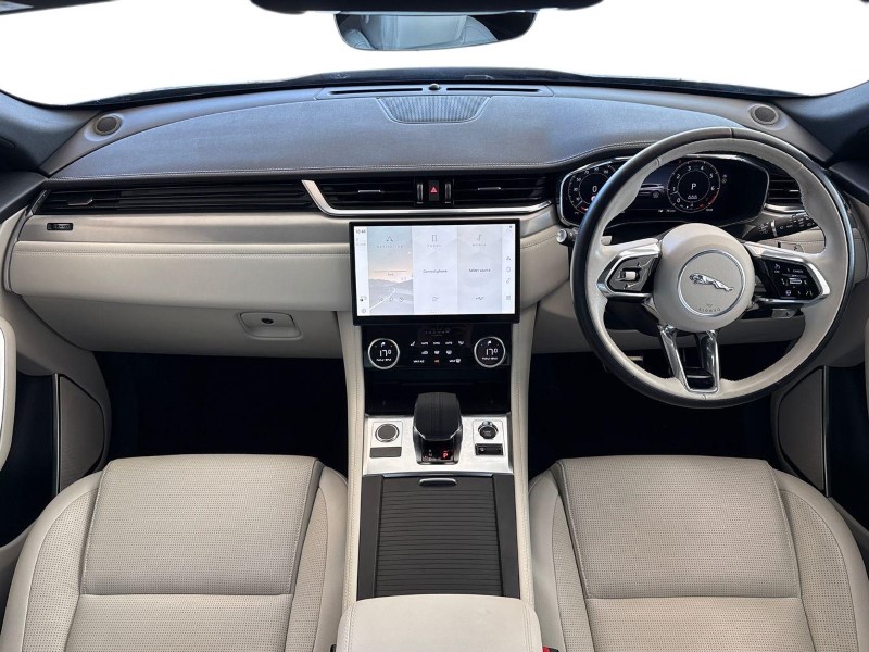 2023 (23) JAGUAR F-PACE 2.0 P250 R-Dynamic SE Black 5dr Auto AWD 5282111