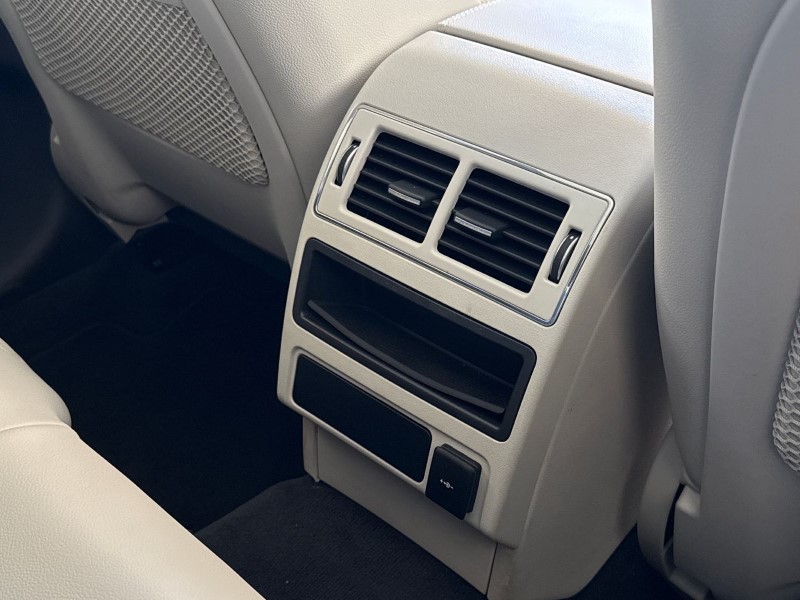 2023 (23) JAGUAR F-PACE 2.0 P250 R-Dynamic SE Black 5dr Auto AWD 5282120