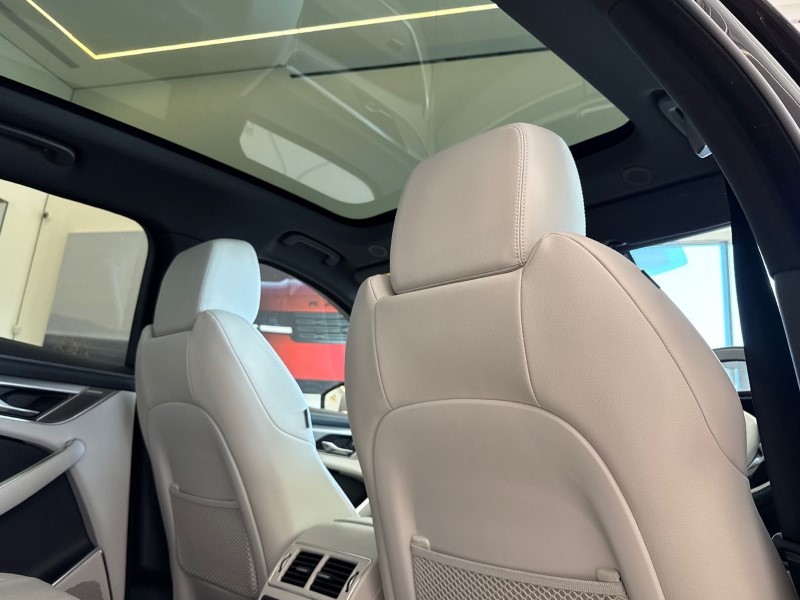 2023 (23) JAGUAR F-PACE 2.0 P250 R-Dynamic SE Black 5dr Auto AWD 5282123