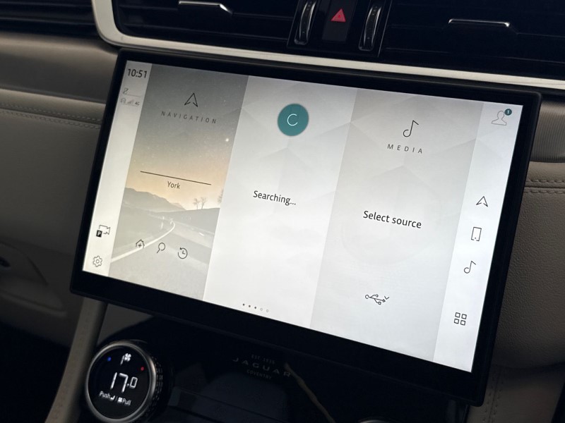 2023 (23) JAGUAR F-PACE 2.0 P250 R-Dynamic SE Black 5dr Auto AWD 5282132