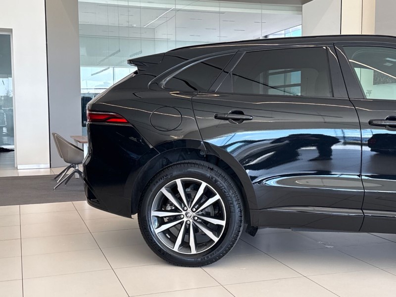2023 (23) JAGUAR F-PACE 2.0 P250 R-Dynamic SE Black 5dr Auto AWD 5282154