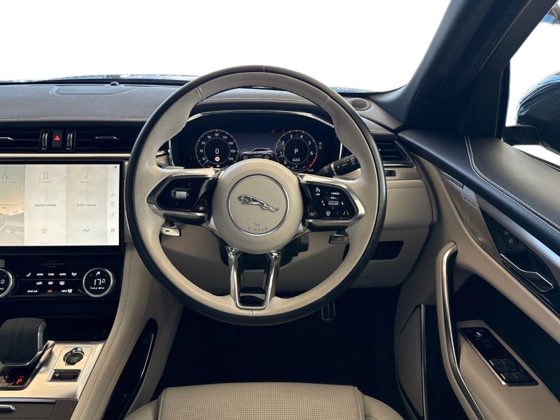 2023 (23) JAGUAR F-PACE 2.0 P250 R-Dynamic SE Black 5dr Auto AWD 5282117