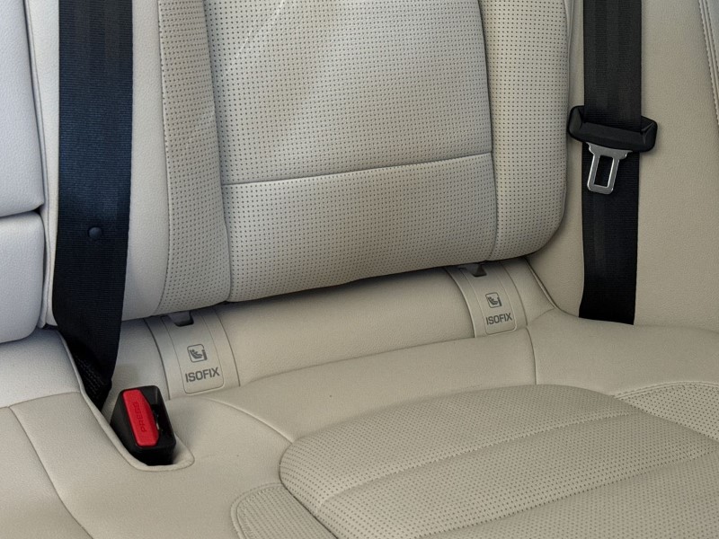 2023 (23) JAGUAR F-PACE 2.0 P250 R-Dynamic SE Black 5dr Auto AWD 5282138