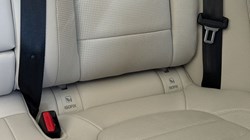 2023 (23) JAGUAR F-PACE 2.0 P250 R-Dynamic SE Black 5dr Auto AWD 5282138