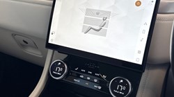 2023 (23) JAGUAR F-PACE 2.0 P250 R-Dynamic SE Black 5dr Auto AWD 5282134