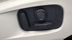 2023 (23) JAGUAR F-PACE 2.0 P250 R-Dynamic SE Black 5dr Auto AWD 5282126