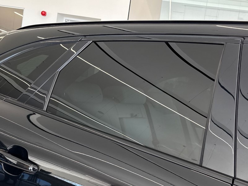 2023 (23) JAGUAR F-PACE 2.0 P250 R-Dynamic SE Black 5dr Auto AWD 5282152