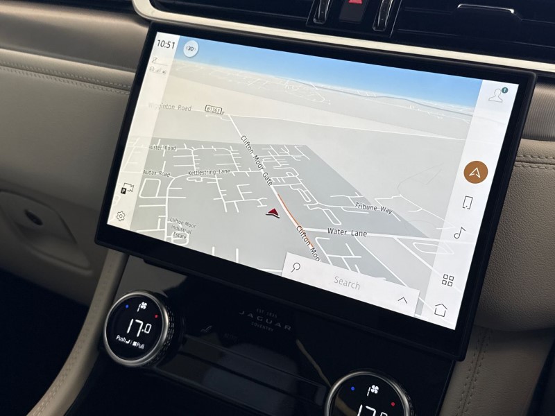 2023 (23) JAGUAR F-PACE 2.0 P250 R-Dynamic SE Black 5dr Auto AWD 5282113